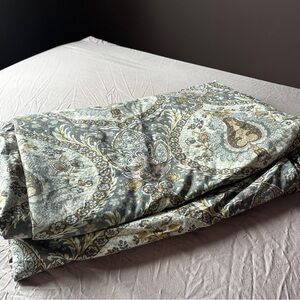 Pottery Barn Paisley Floral Duvet Cover Gray, Cream & pink - queen size